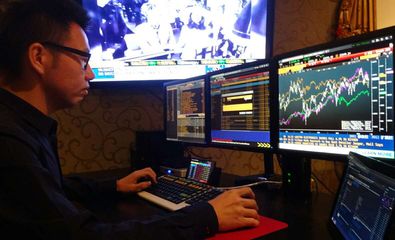 機(jī)器人操盤手